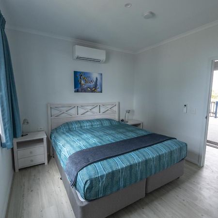 Ningaloo Coral Bay - Bayview Hotel ภายนอก รูปภาพ