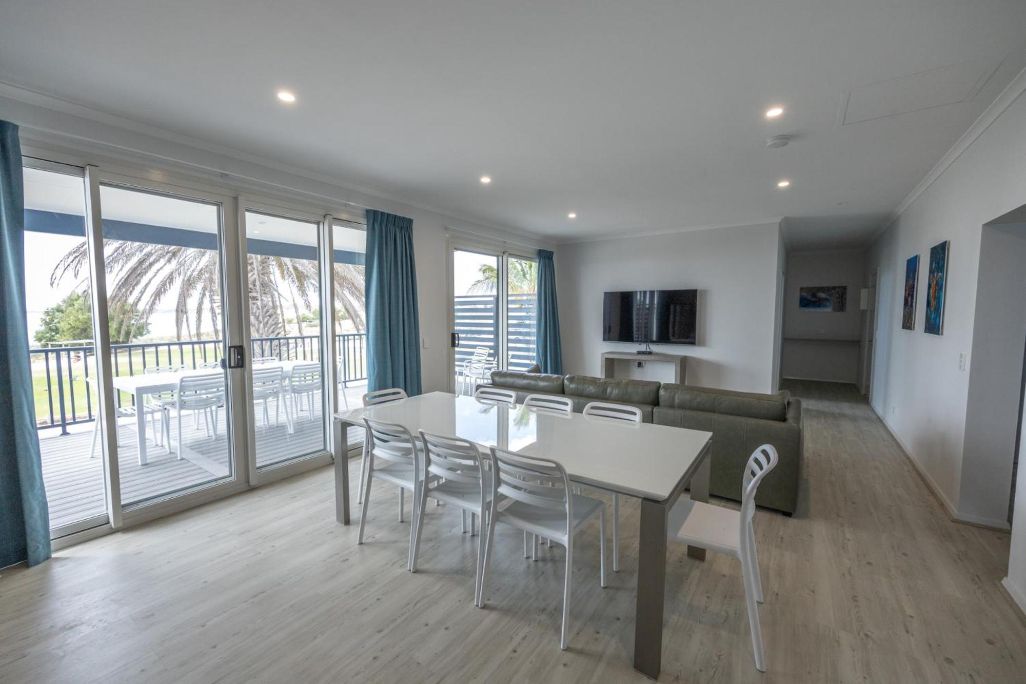 Ningaloo Coral Bay - Bayview Hotel ภายนอก รูปภาพ